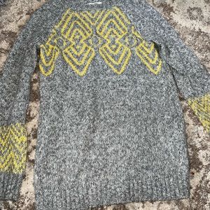Maurices size XS sweater.